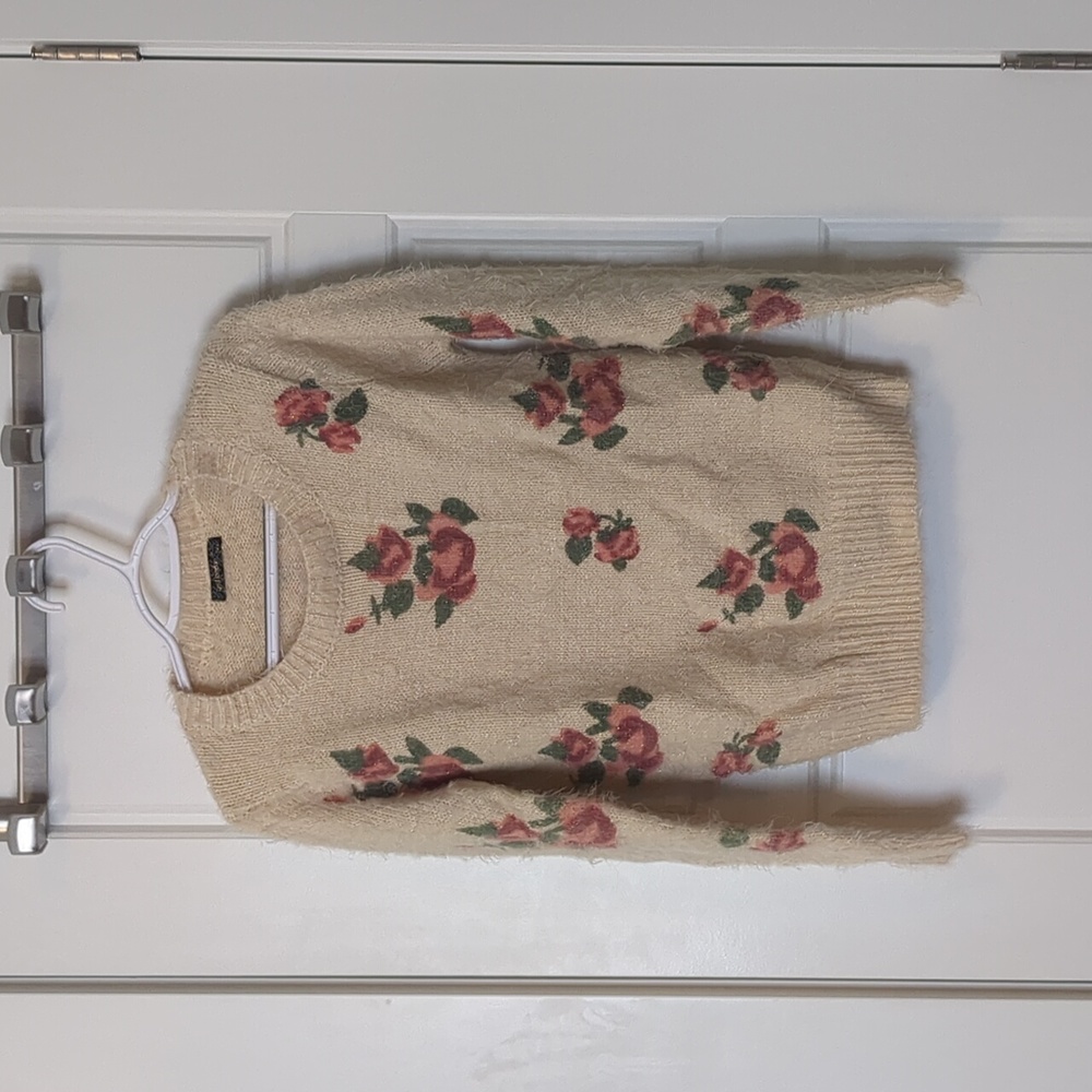 Floral Sweater with Glitter thread